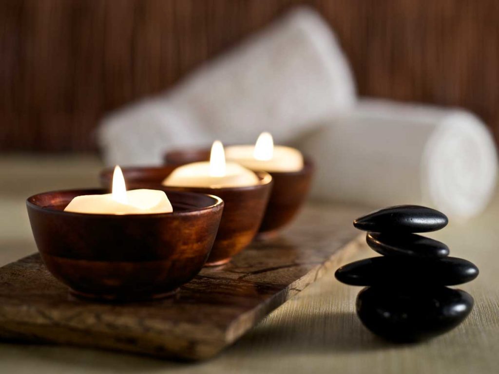 Spa hot stones and candles in Florida Keys